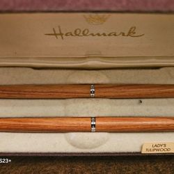 Hallmark Lady's Tulipwood Pen Set
