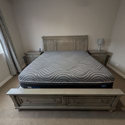 : 🚨 COMPLETE Ashley King Master Suite - Storage Bed + Sealy Hybrid