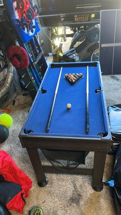 Small pool table 4ft x 2ft