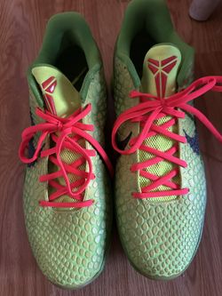 Kobe 2010 OG Release Grinches Size 12