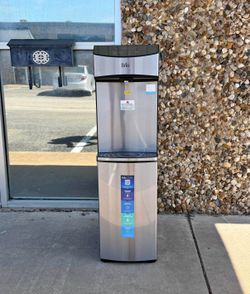 Brio 740 Series Self-Cleaning Bottom Load Water Cooler