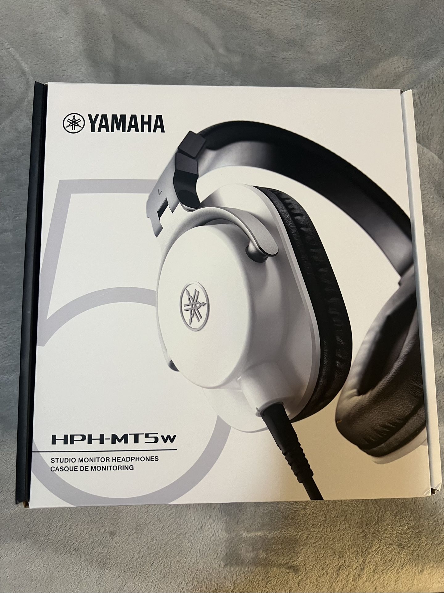 Yahama Studio Monitor Headphones