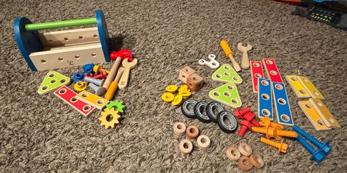Hape fix it tool box and Hape basic builder set