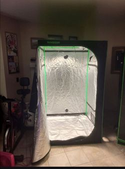 VIVOSUN S448 4x4 Grow Tent, 48"x48"x80"
