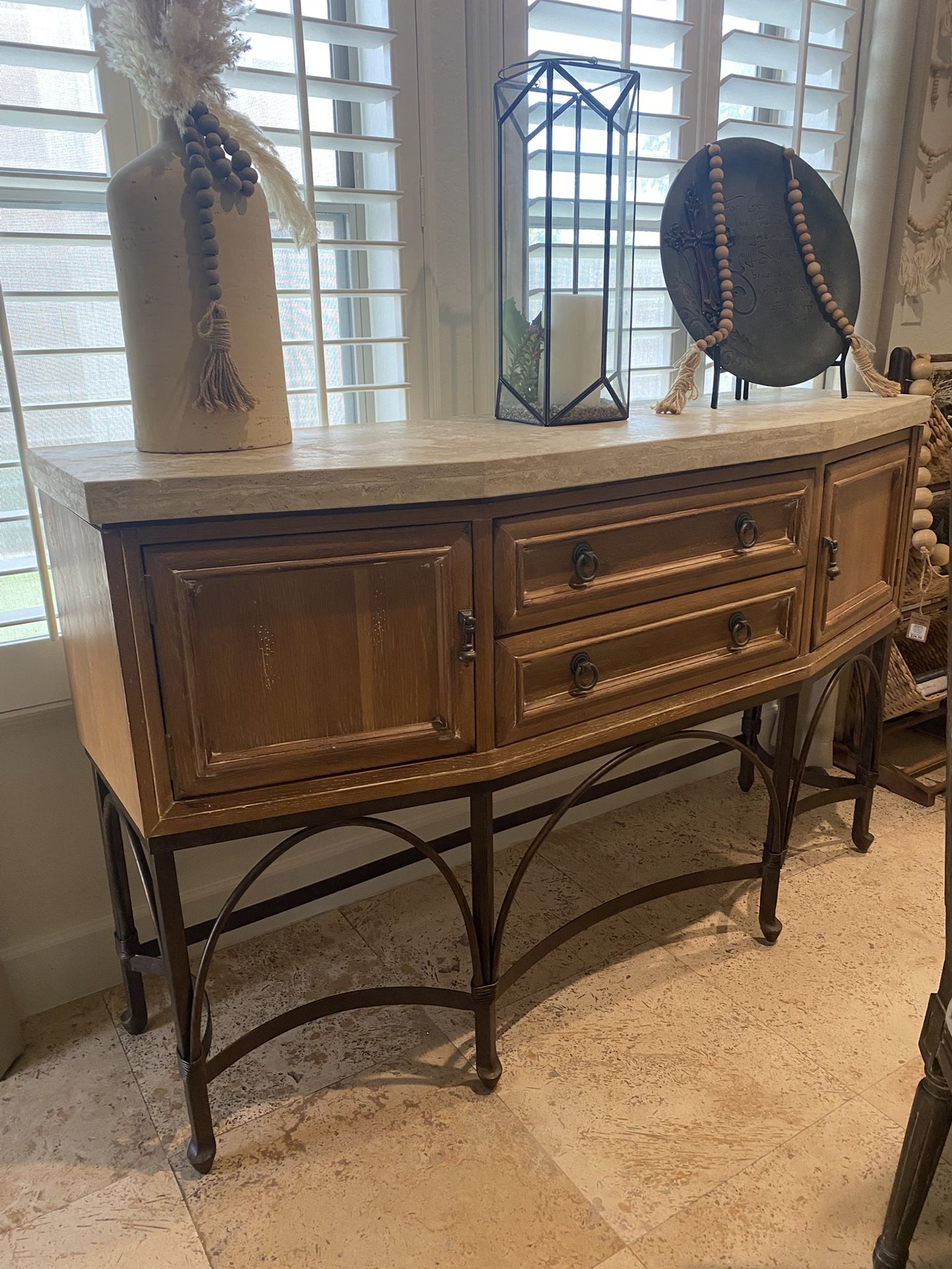 Beautiful Antique Buffet With Mirror 