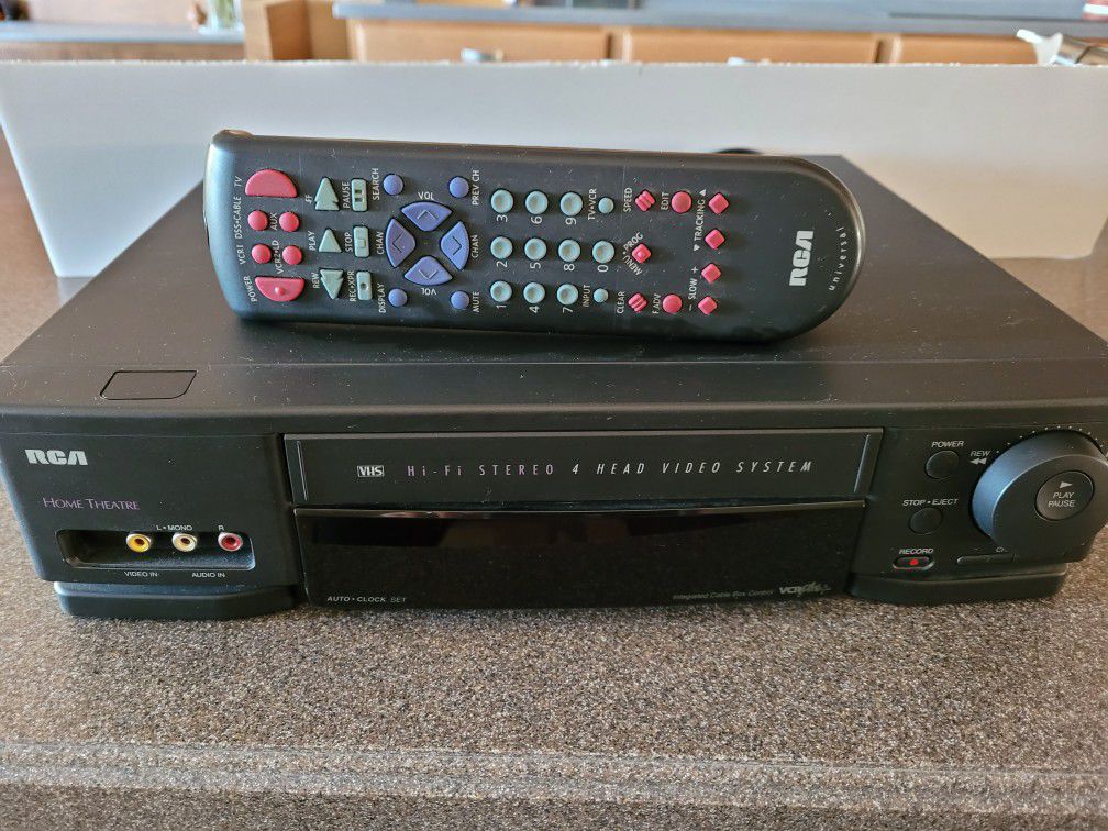 RCA Video Recorder - Model VR677HF