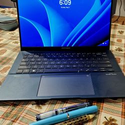 ASUS Zenbook OLED 