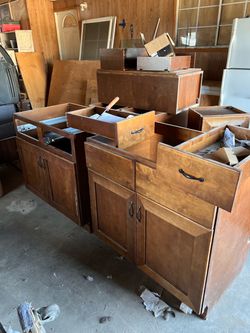 Complete set kitchen cabinets