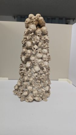 Gothic Skull Decor Vase Halloween Centerpiece 12" Tall