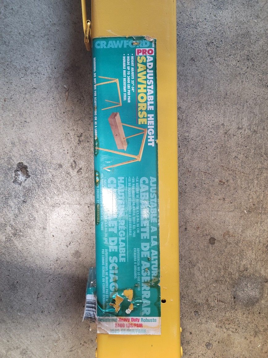 Adjustable Heavy Duty Sawhorse