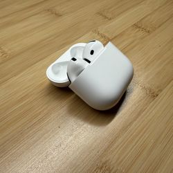 AirPods 4
