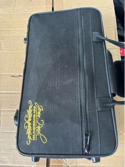 Clarinet for sale with complete set