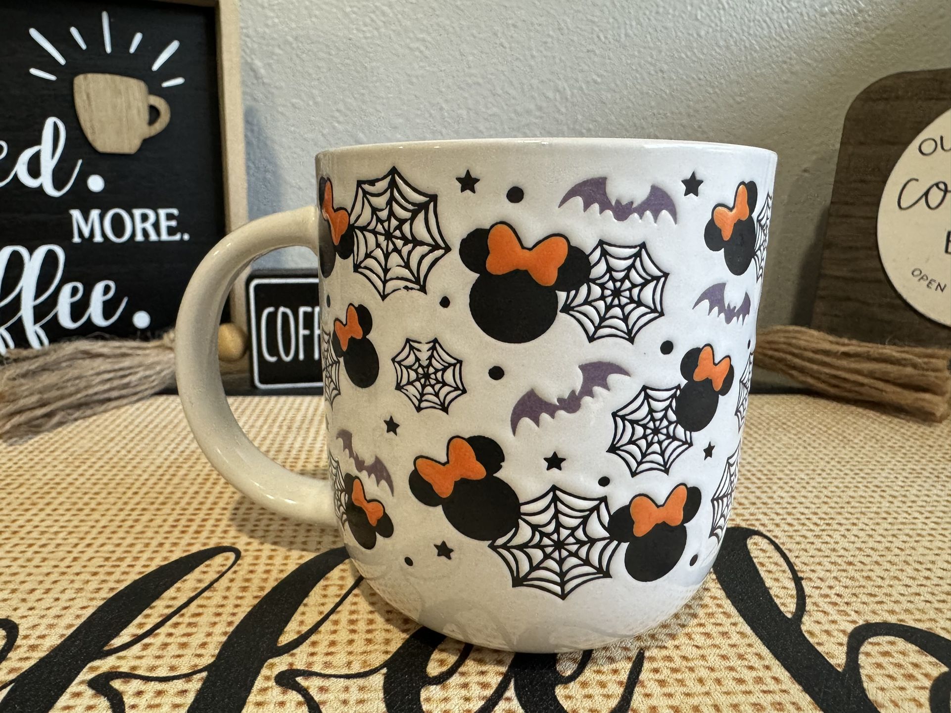 Minnie Halloween Spider Web Mug