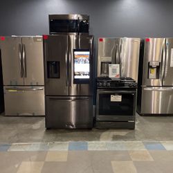 3 Piece Bundle Deal‼️ Refrigerator Microwave Stove 