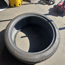 265-40-21 Michelin tire 265 40 21