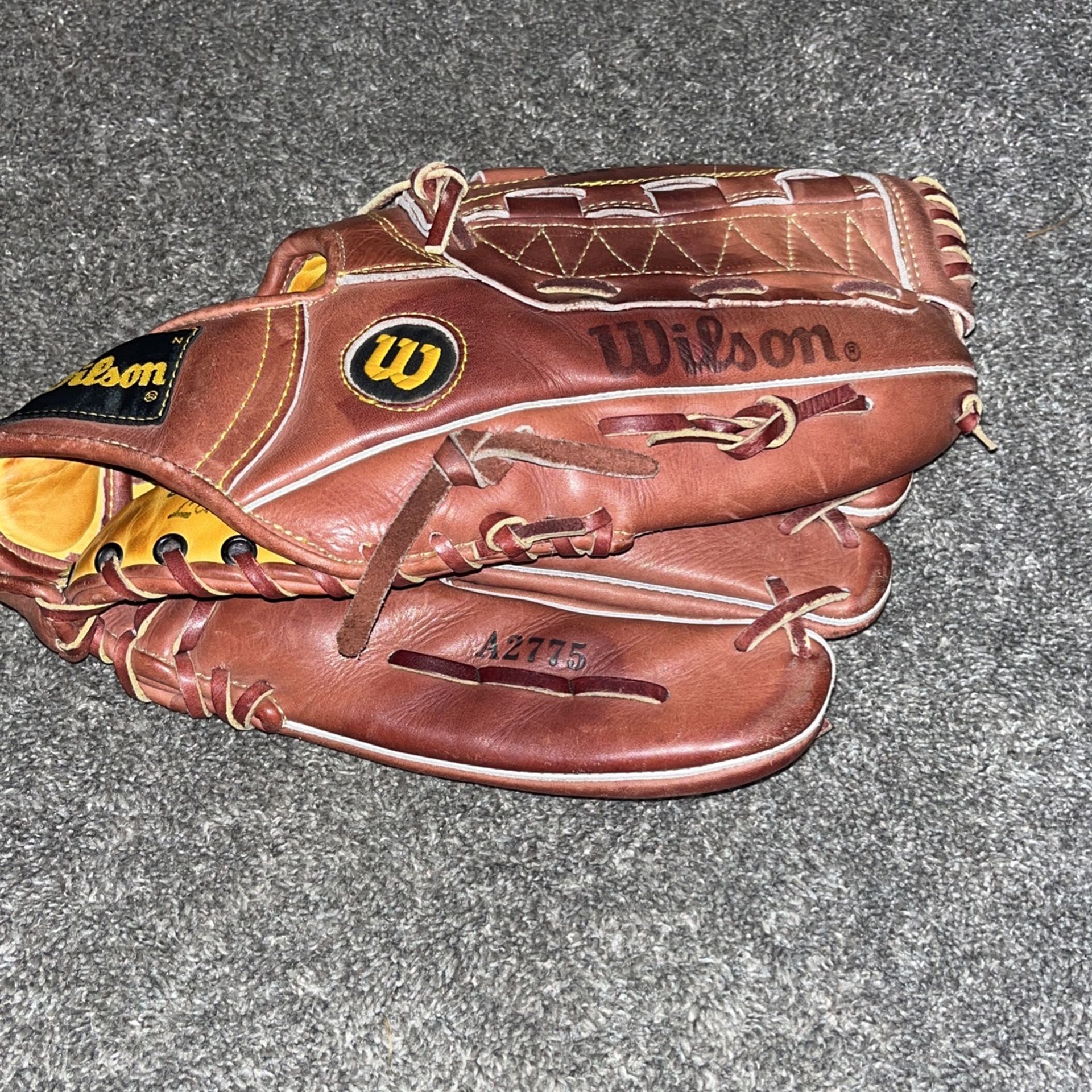 Wilson Power Snap Right Handed Baseball Glove