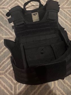Plate carrier w military plates