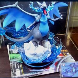 Pokemon resin Statue Egg Studio Mega Charizard X