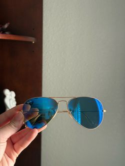 Ray Ban aviator sun glasses