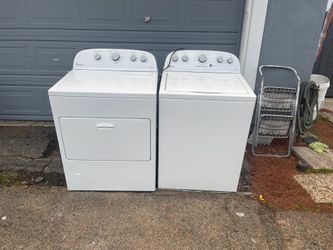 Whirlpool Washer And Gas Dryer