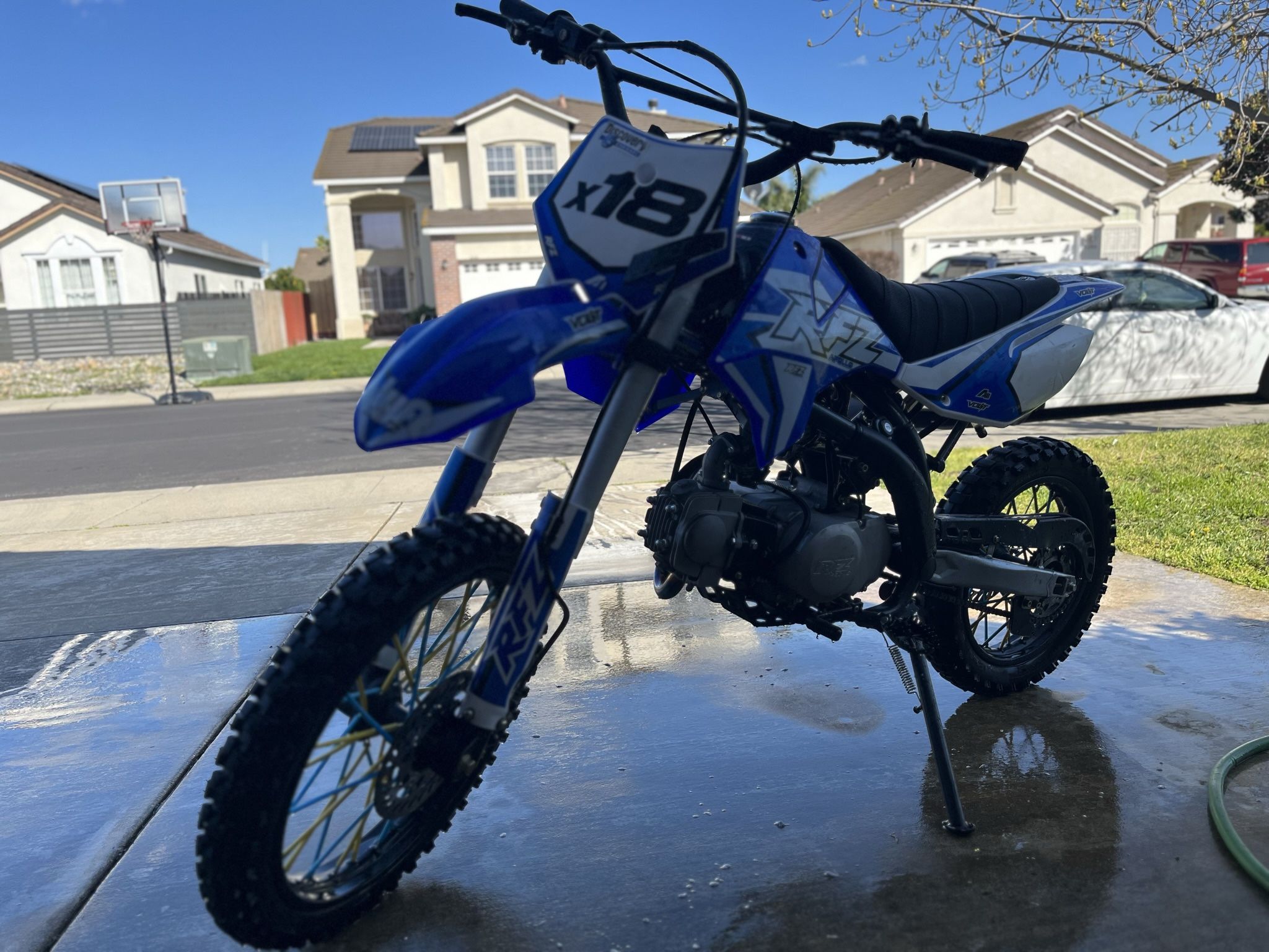2020 Apollo Dbx-18