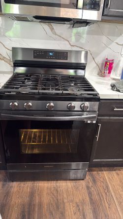 SAMSUNG 5 BURNER STOVE