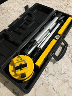Laser Level Kit. Like New.