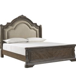 Charmond Brown Queen Sleigh Bed

