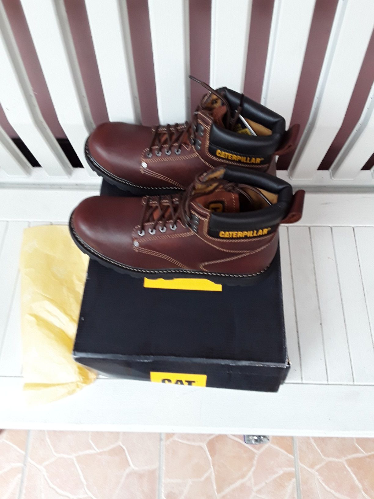 Work boots caterpilar all size