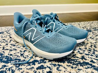 New Balance V12 Fresh Foam 880 - Size 11.5