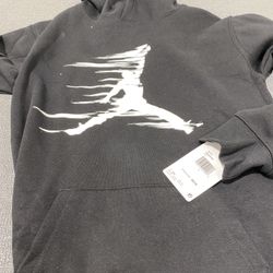 L Jordan sweatshirt