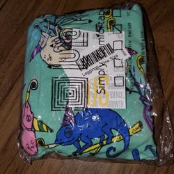 Brand NEW ONE SIZE HARD TO FIND CHAMELEON LULAROE LEGGINGS