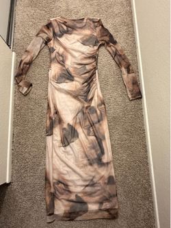 tight brown dress/pink flowy dress
