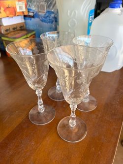 4x Crystal wine glasses
