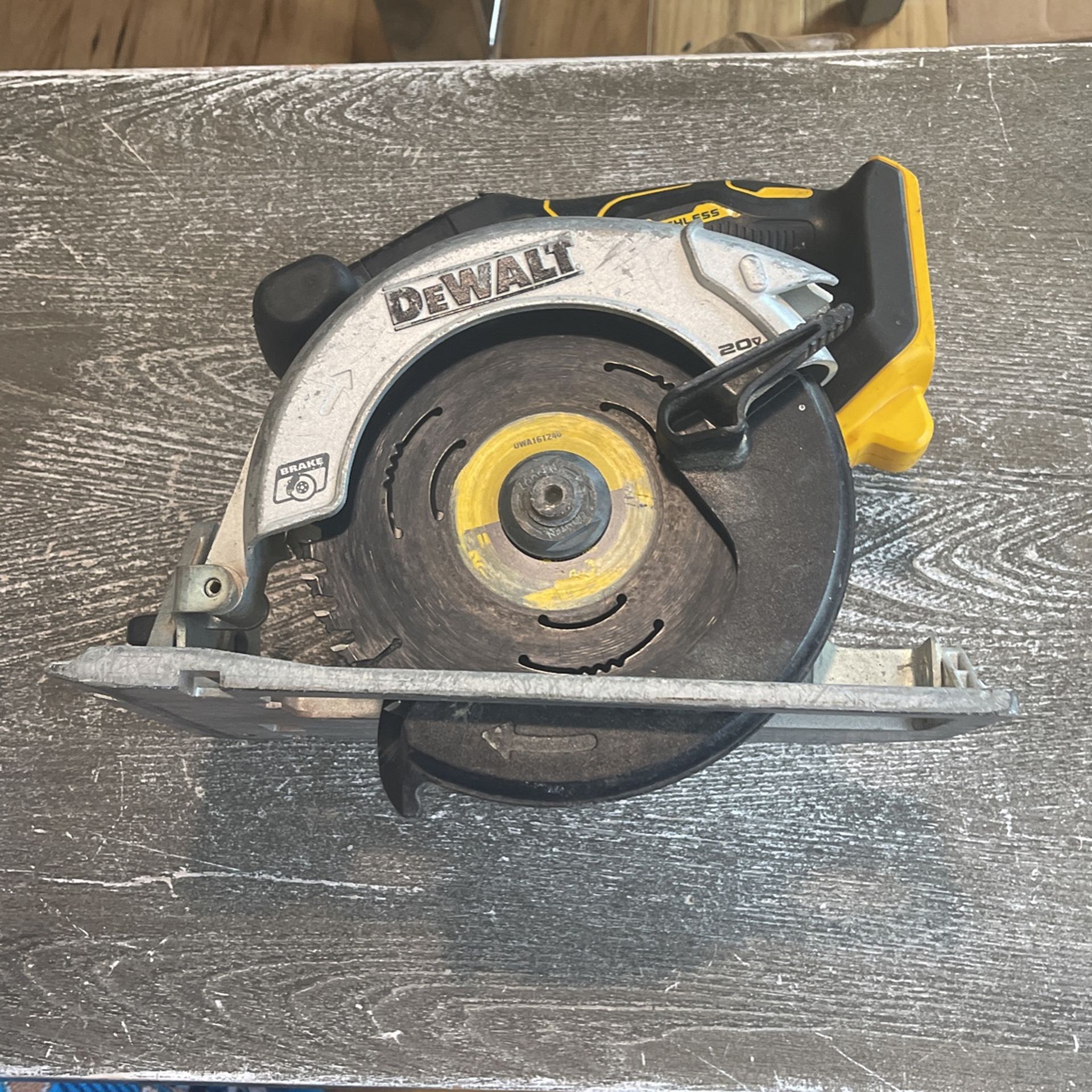 Dewalt 20v Brushless 6 1/2” Circular Saw