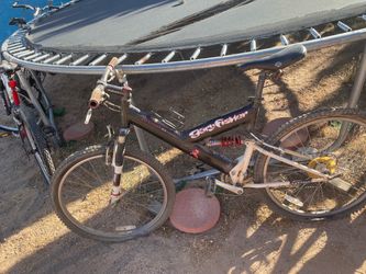 Gary Fisher Joshua X1 full-suspension mountain bike in black.
