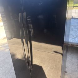 Kenmore Refrigerator 