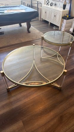 Acrylic leg coffee table set