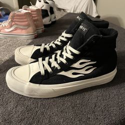 Straye Men’s High Tops - USED