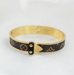 Brown Bangle LV 
