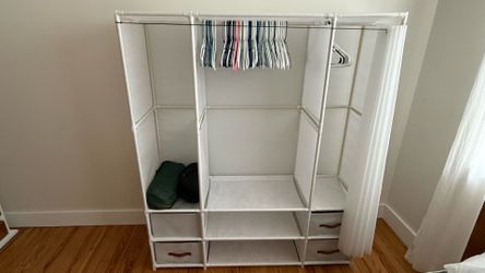 Closet/wardrobe/fabric