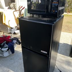 Micro fridge - Freezer + Refrigerator Combo 