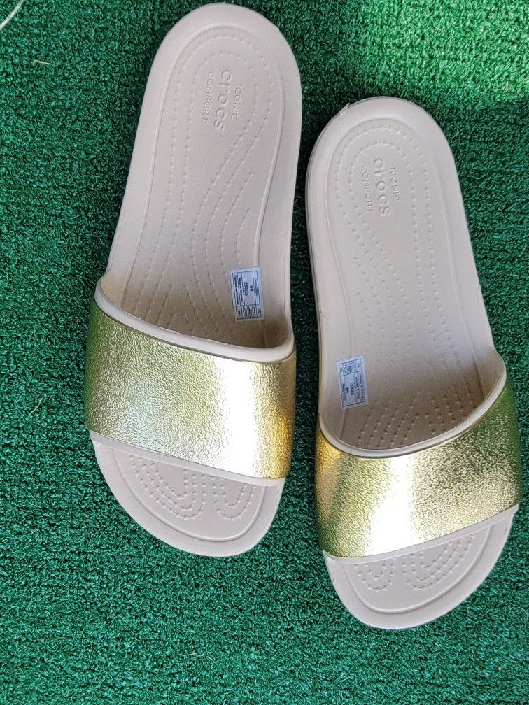 Crocs