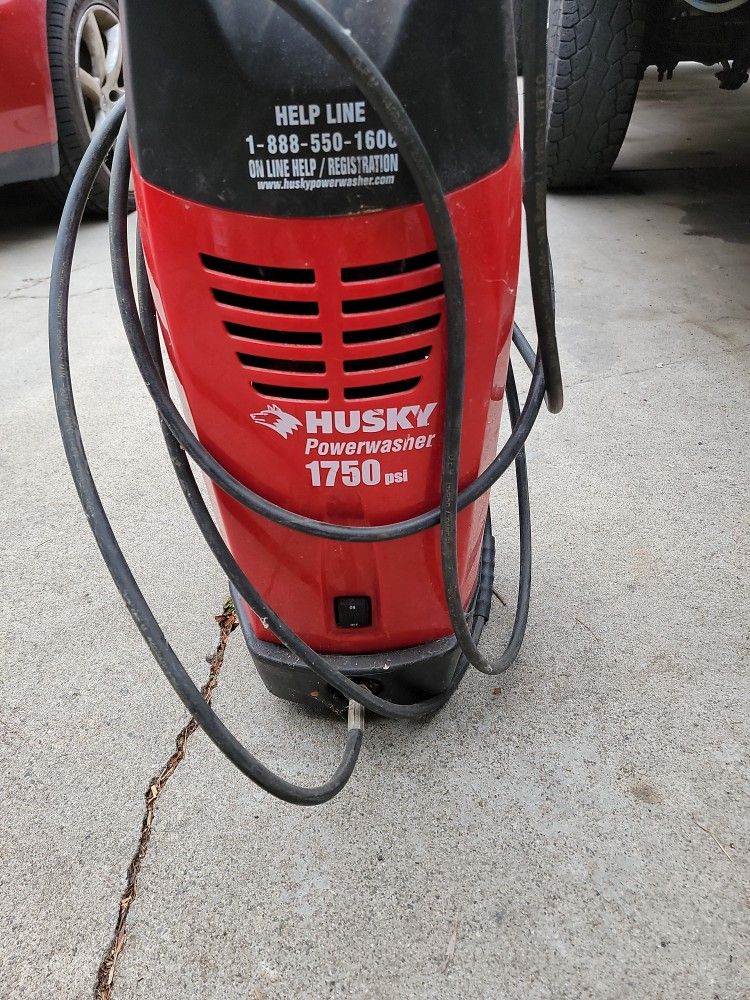 Husky 1750 psi Power Washer