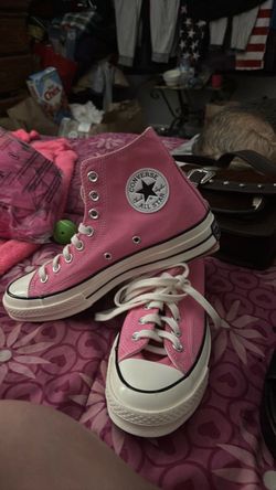 Converse size 9 mens 101/2 wemons