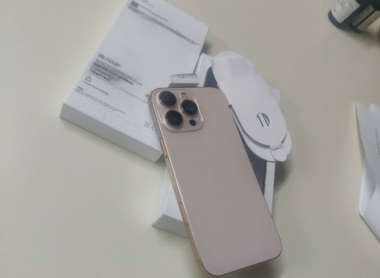 iPhone 16 Pro Max 1000gb Rose Gold (New)
