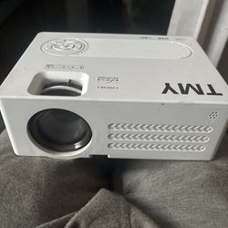 Mini Projector With Screen 