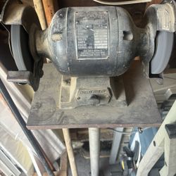 Bench grinder