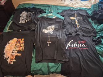 5 medium tshirts washed but never worn