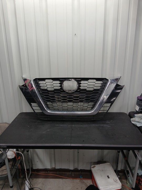 2019 2020 2021 2022 NISSAN ALTIMA GRILLE GRILL OEM 623106CG1B